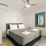 Nostalgia Paros Seaside 아파트 *