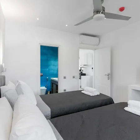 Nostalgia Paros Seaside * Ampelas