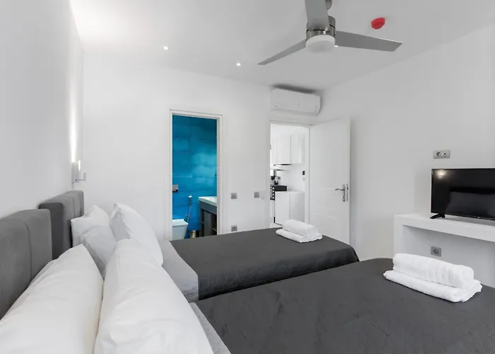 Nostalgia Paros Seaside * Ambelász